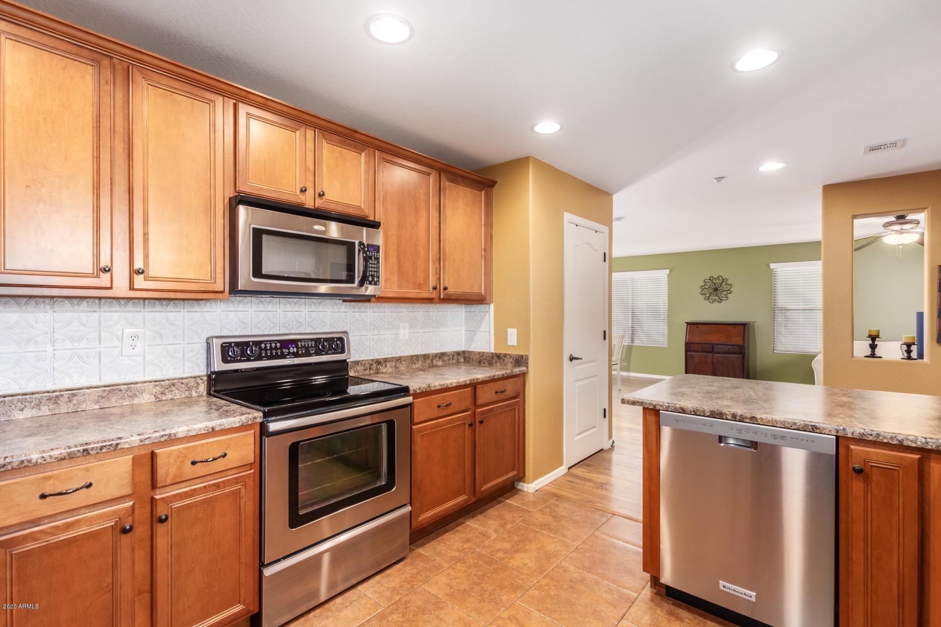 1688 South Martingale Road Gilbert, AZ 85295 - Photo 8 of 35 8