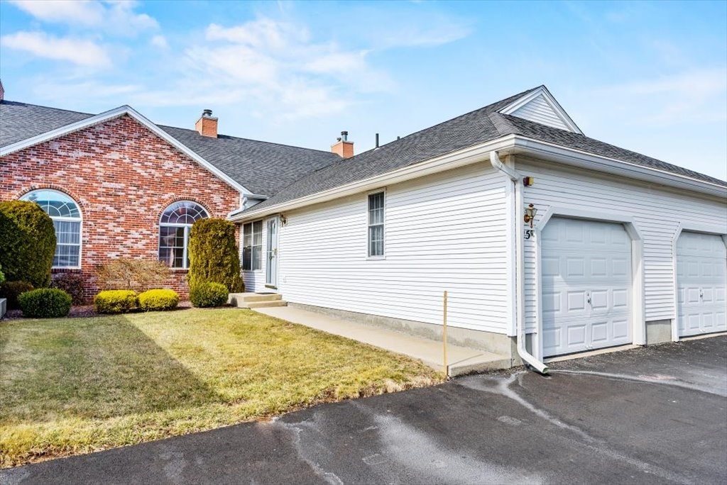 25 Castle Hills Road, Unit G Agawam, MA 01001 - Photo 1 of 20 Gallery Image 1
