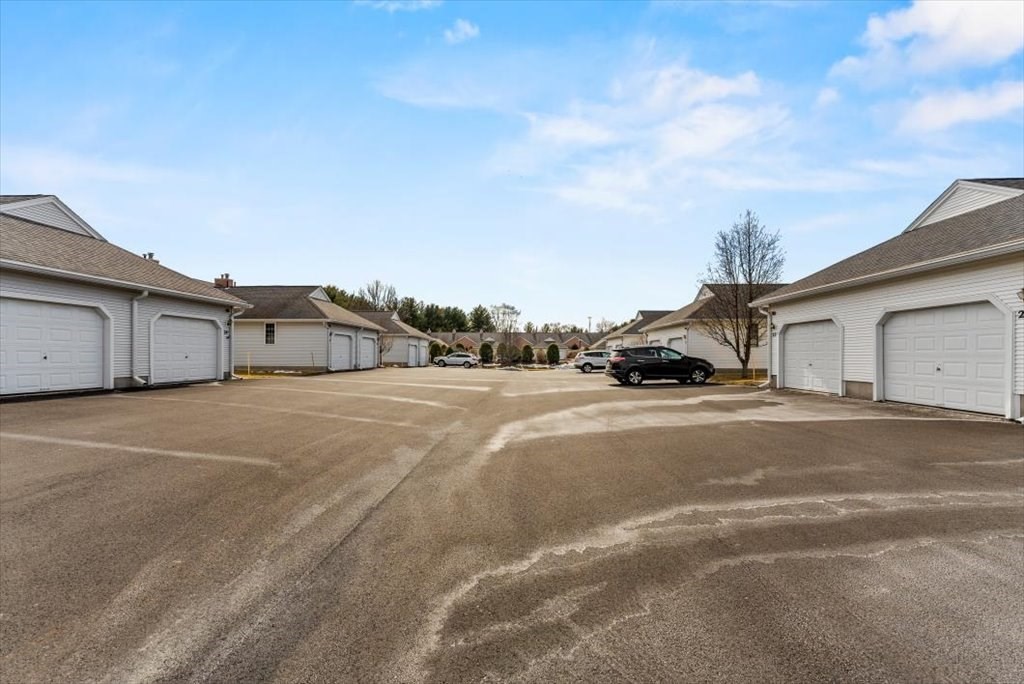 25 Castle Hills Road, Unit G Agawam, MA 01001 - Photo 20 of 20 Gallery Image 20