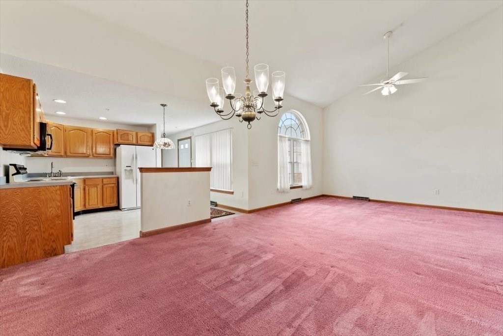 25 Castle Hills Road, Unit G Agawam, MA 01001 - Photo 5 of 20 Gallery Image 5