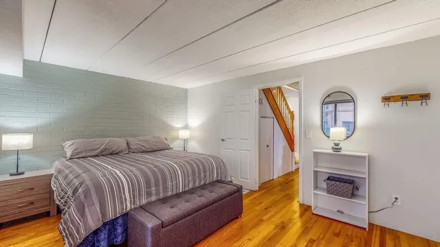 $3,500 | 1856 Beacon Street, Unit 2C, Brookline, MA 02445