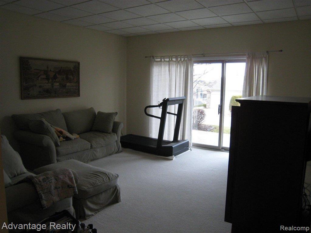 1935 River Road, Unit 28 St. Clair, MI 48079 - Photo 21 of 25 Family room
