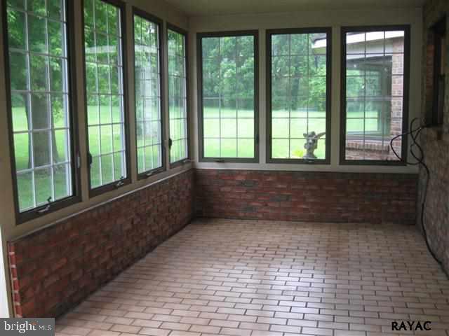 920 Taxville Road York, PA 17404 - Photo 24 of 36 Gallery Image 24