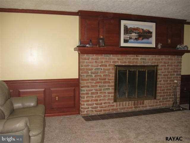 920 Taxville Road York, PA 17404 - Photo 4 of 36 Gallery Image 4