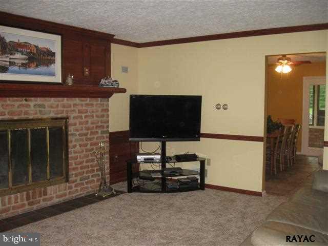 920 Taxville Road York, PA 17404 - Photo 5 of 36 Gallery Image 5