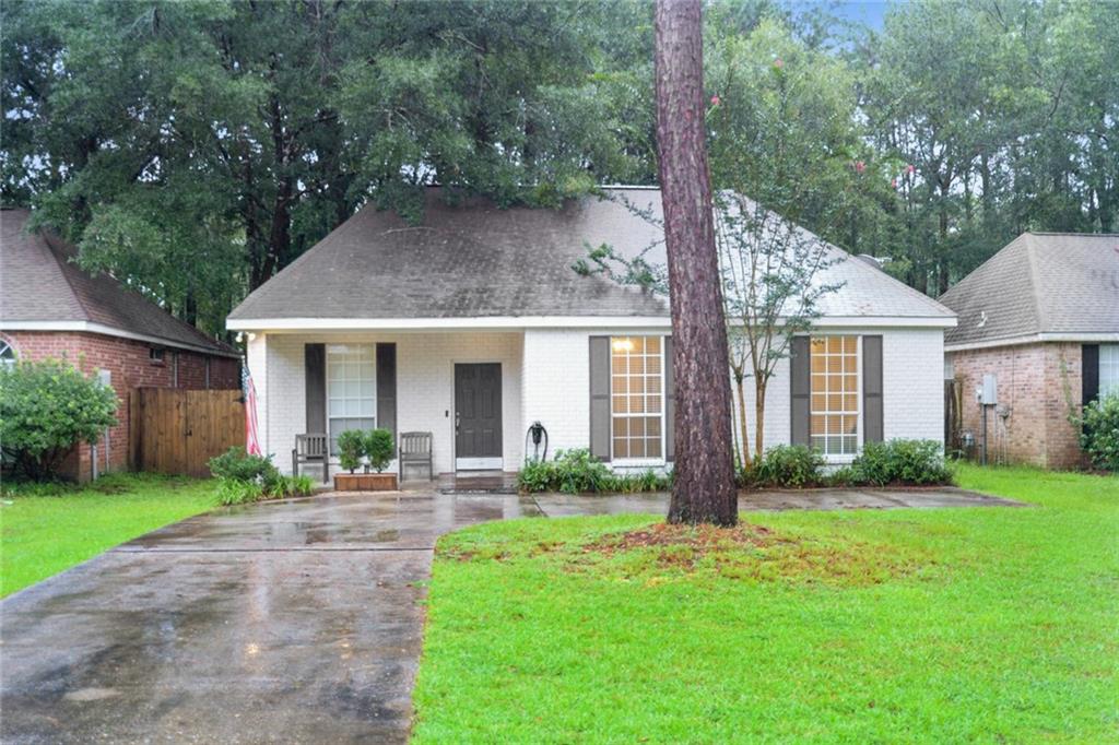 152 Trace Loop Mandeville, LA 70448 - Photo 2 of 22