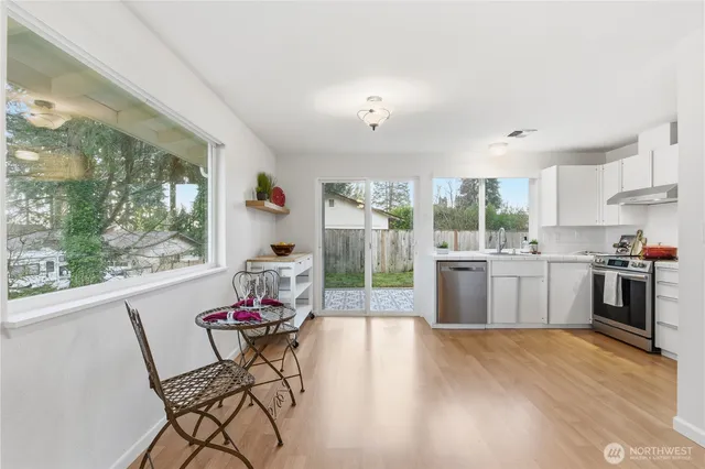 $525,000 | 5408 81st Ave Court West, University Place, WA 98467