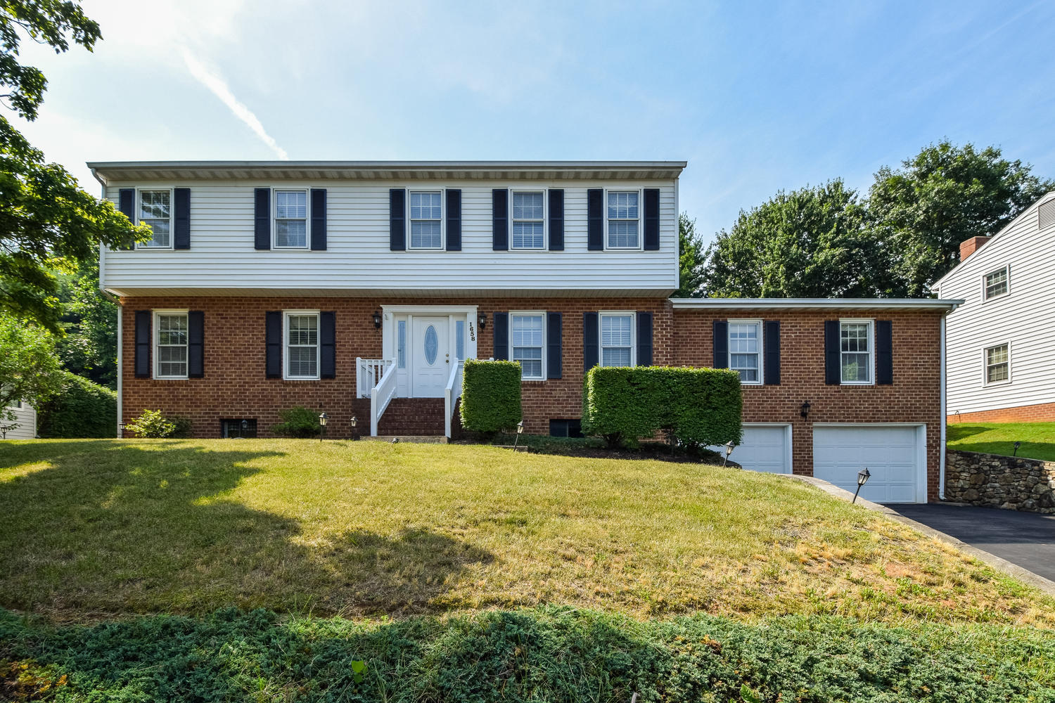 1658 Millbridge Rd Salem VA-large-003-29