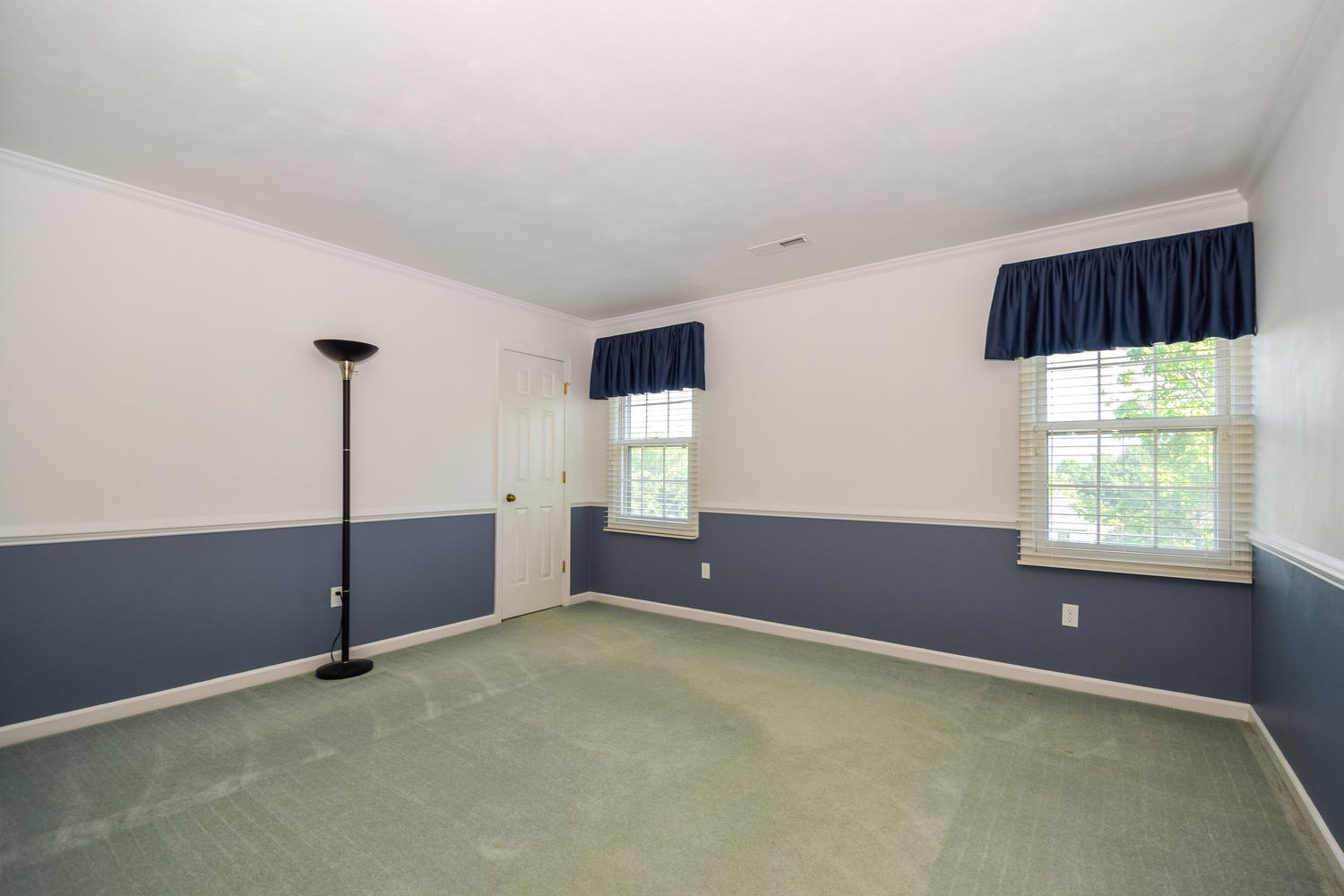 1658 Millbridge Road Salem, VA 24153 - Photo 23 of 34 1658 Millbridge Rd Salem VA-large-021-10