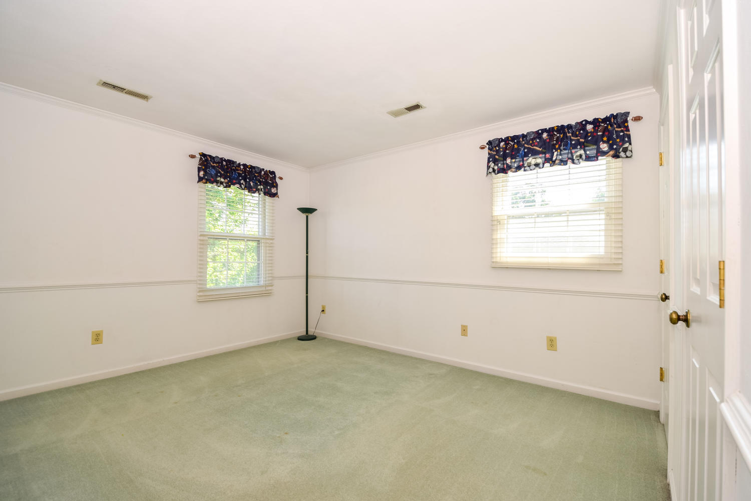 1658 Millbridge Road Salem, VA 24153 - Photo 24 of 34 1658 Millbridge Rd Salem VA-large-022-18