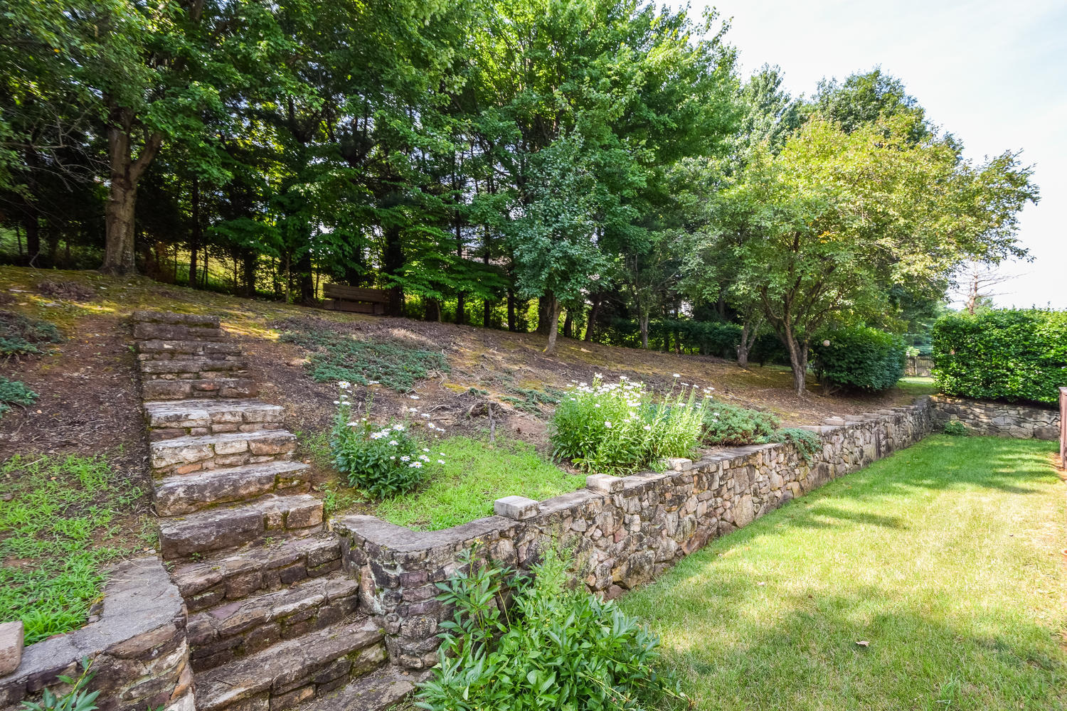 1658 Millbridge Rd Salem VA-large-034-34