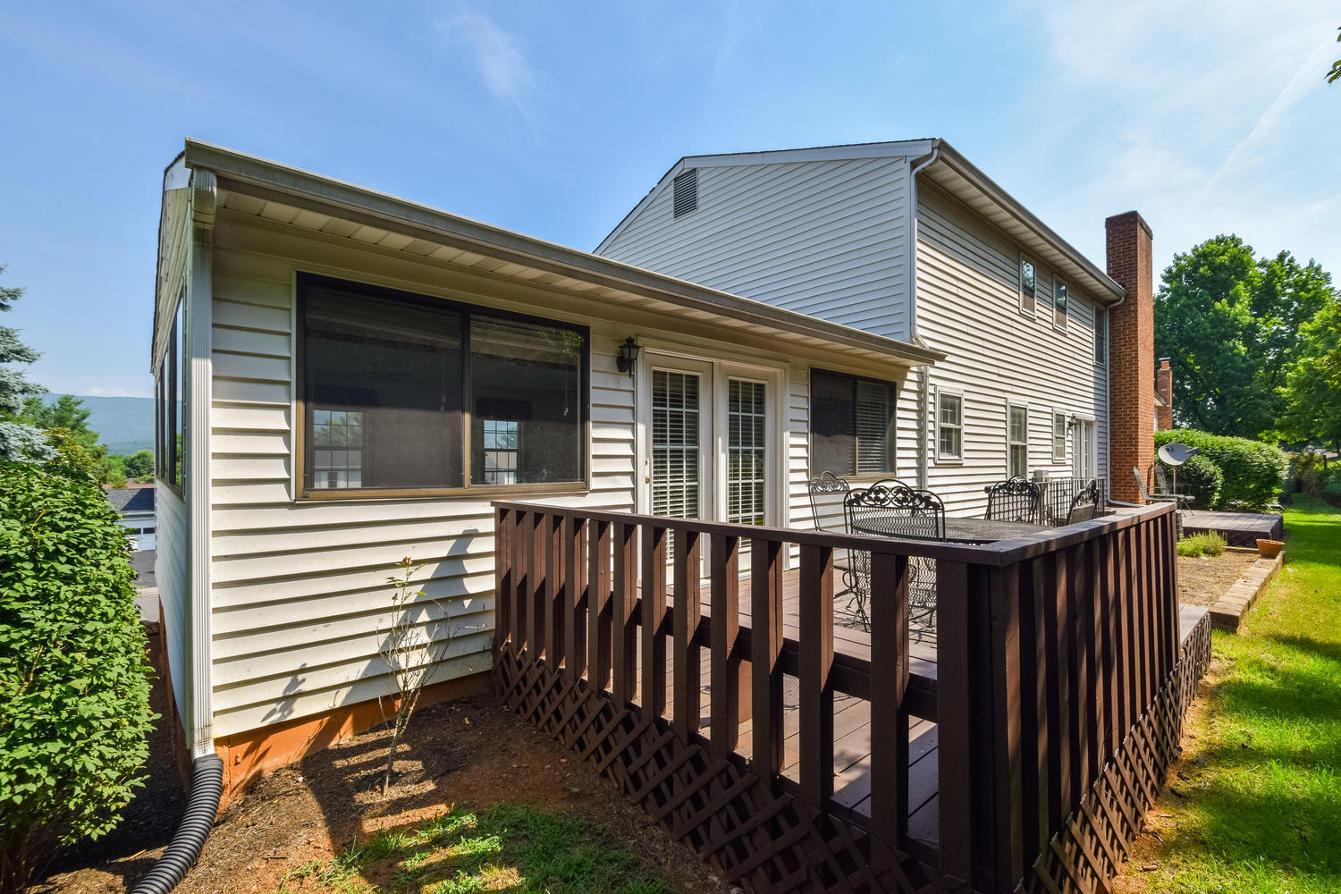 1658 Millbridge Road Salem, VA 24153 - Photo 32 of 34 1658 Millbridge Rd Salem VA-large-031-23