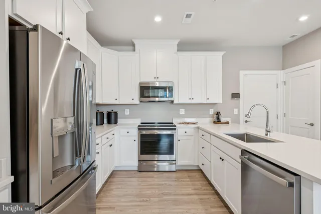 $492,715 | 8664 Lovelace Street, Manassas, VA 20110