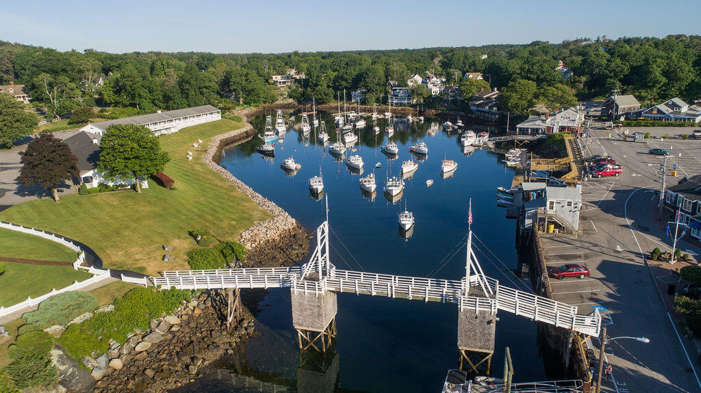 350 Pine Hill Road York, ME 03902 - Photo 19 of 24 350 Pine Hill Rd, Cape Neddick