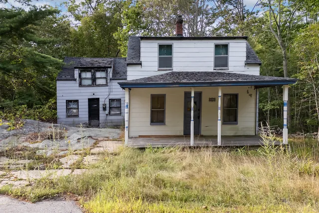 $350,000 | 350 Pine Hill Road, York, ME 03902