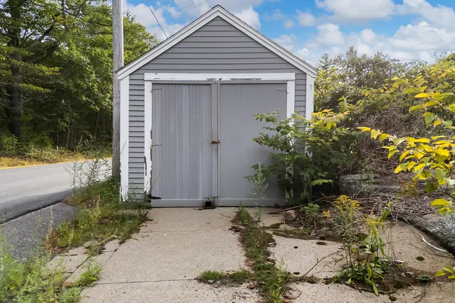 $350,000 | 350 Pine Hill Road, York, ME 03902