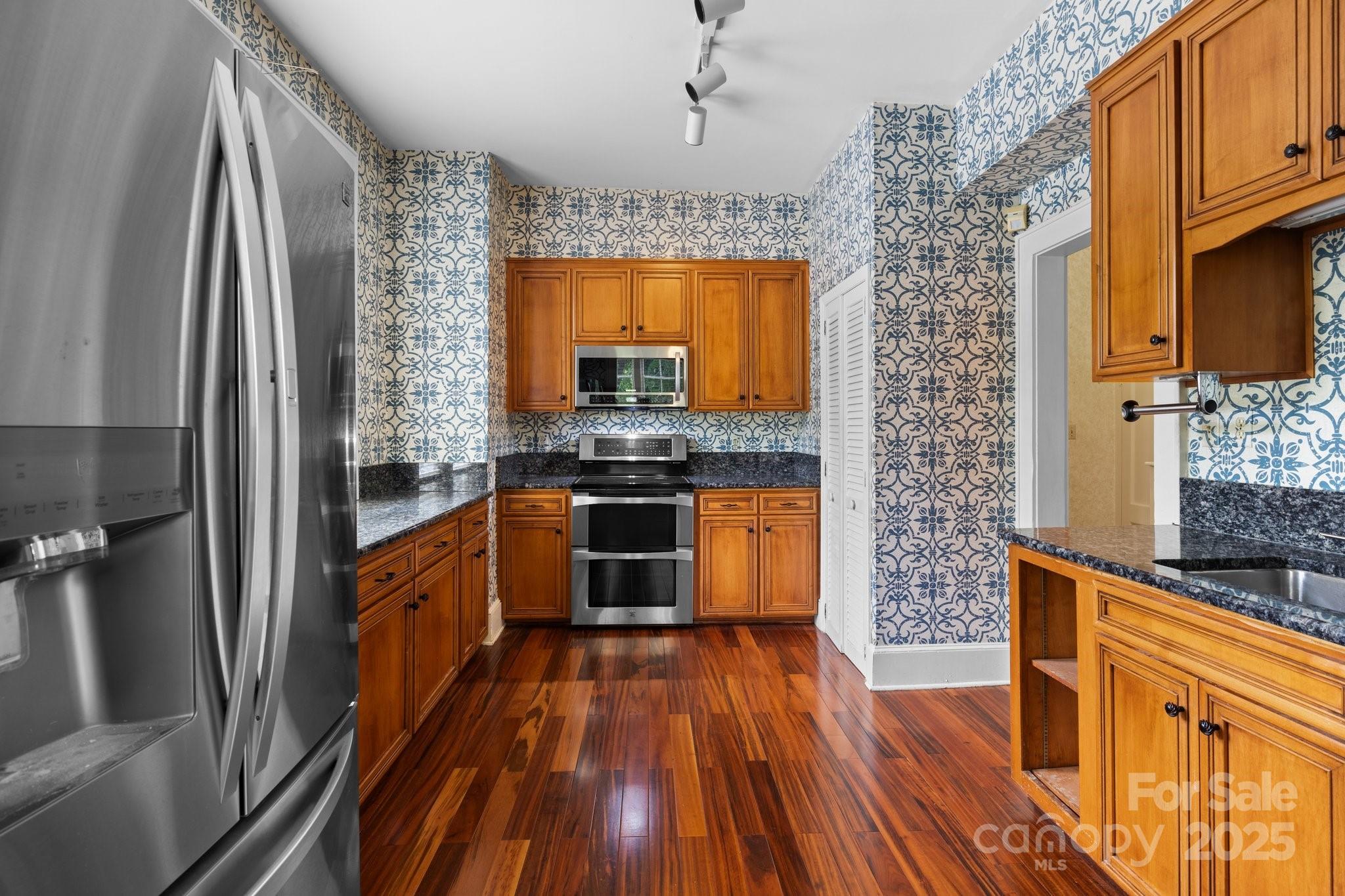 920 Queens Road Charlotte, NC 28207 - Photo 21 of 36 Gallery Image 21