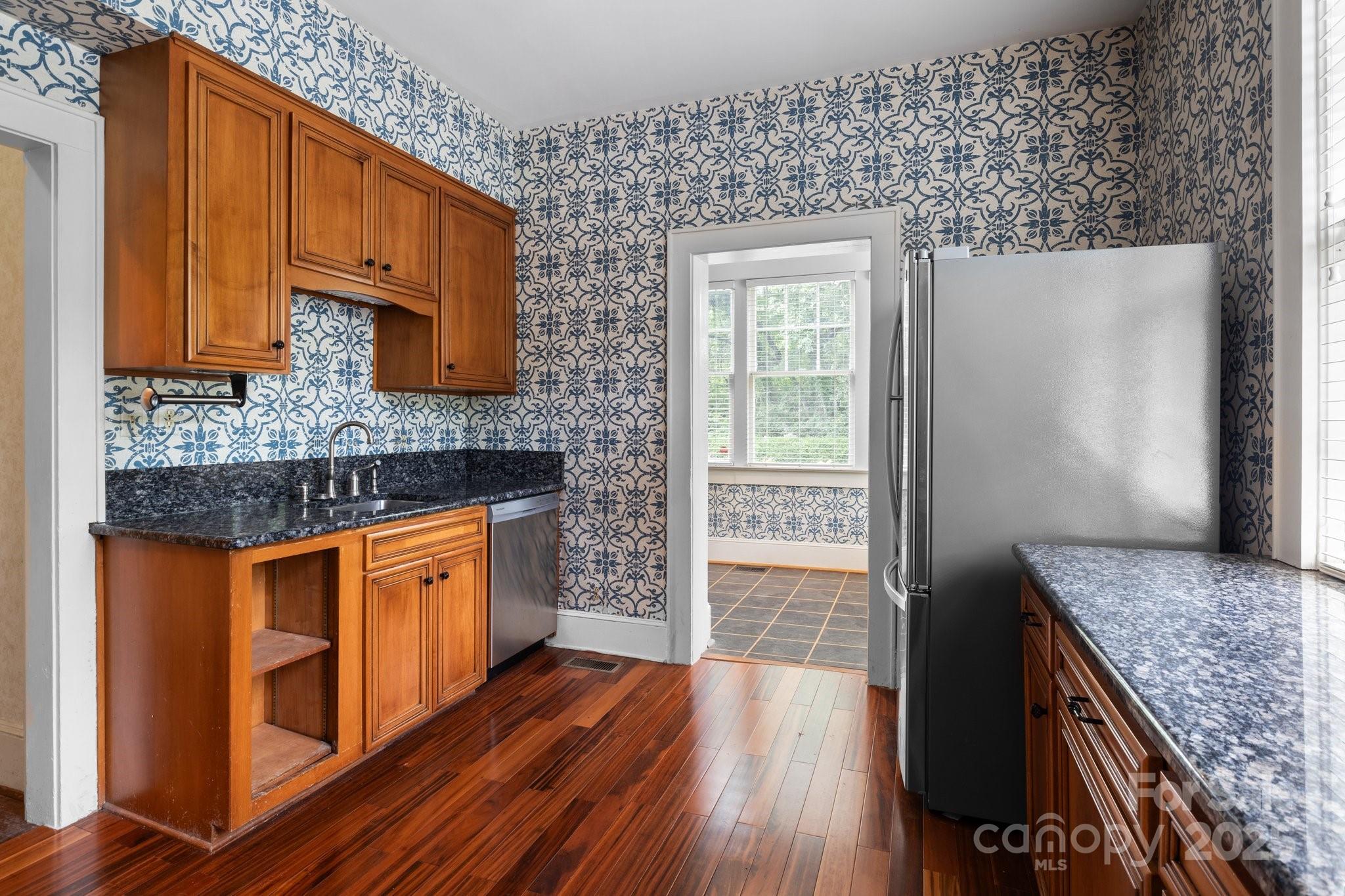 920 Queens Road Charlotte, NC 28207 - Photo 23 of 36 Gallery Image 23
