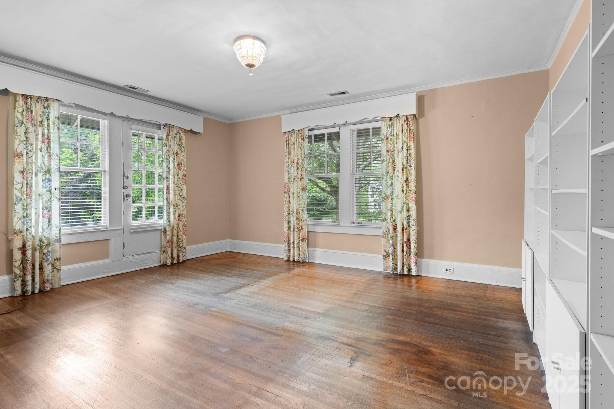 920 Queens Road Charlotte, NC 28207 - Photo 33 of 36 Gallery Image 33