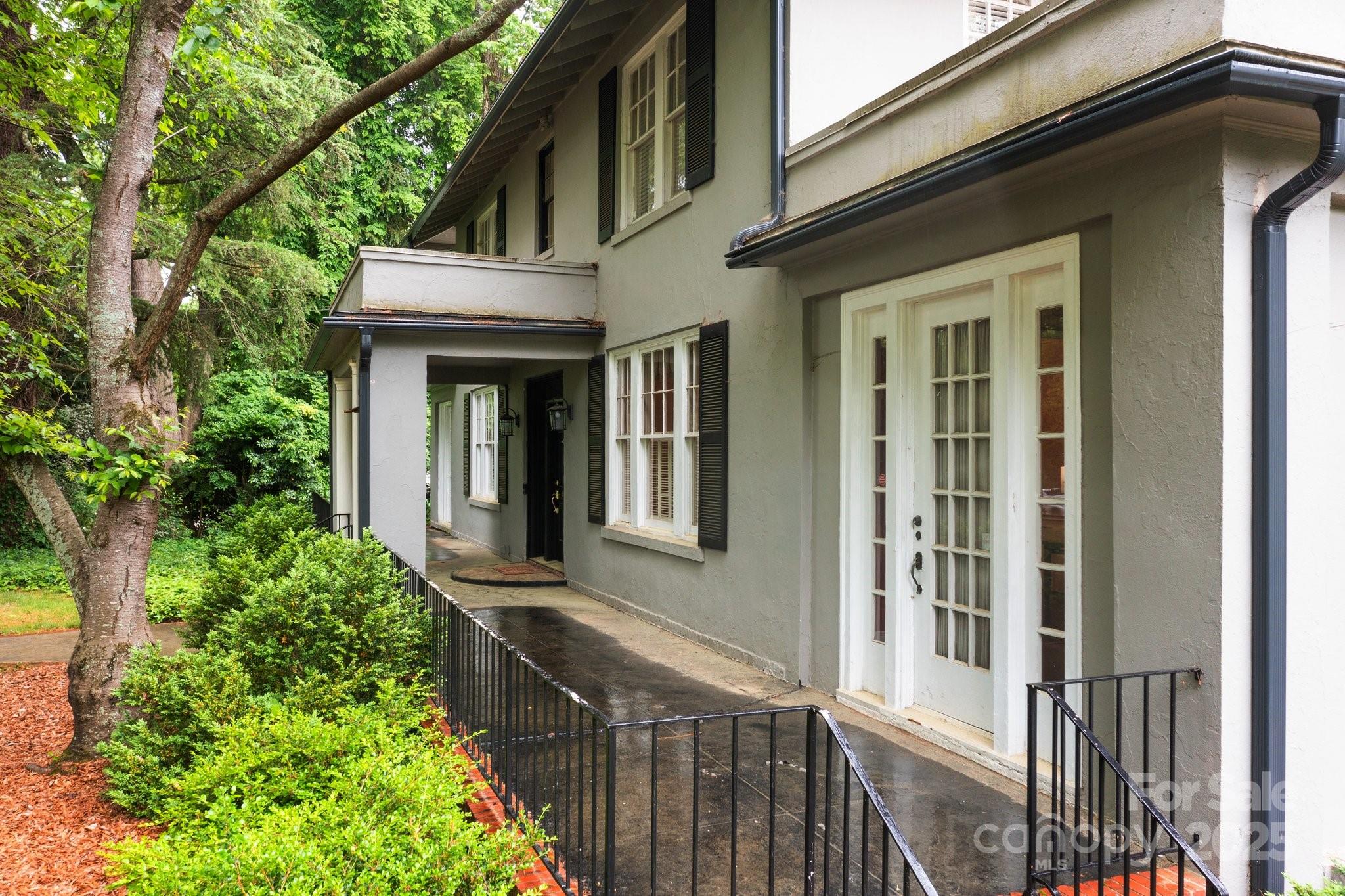 920 Queens Road Charlotte, NC 28207 - Photo 8 of 36 Gallery Image 8