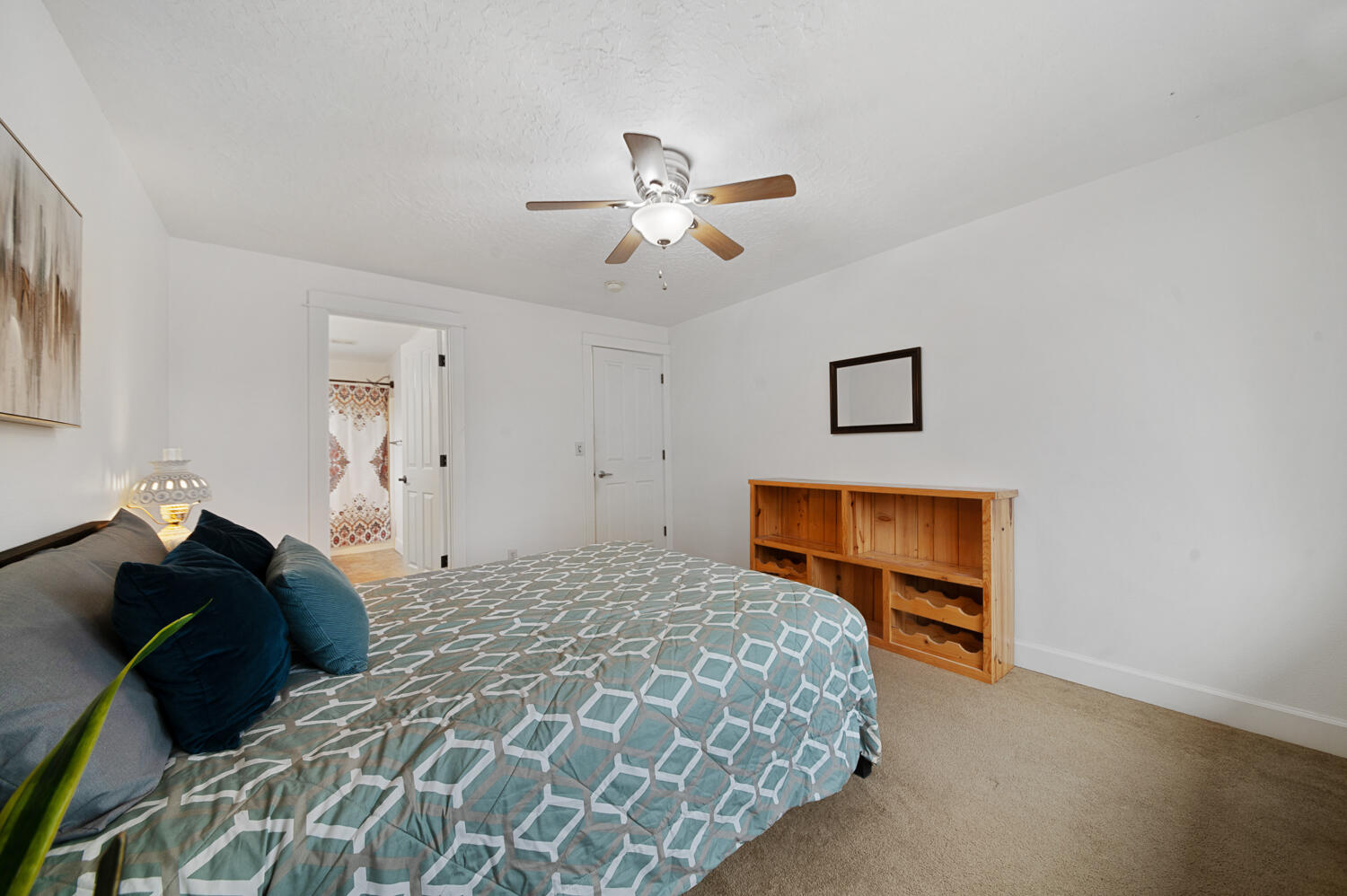 20558 Prospector Loop Bend, OR 97702 - Photo 16 of 35 Primary Suite