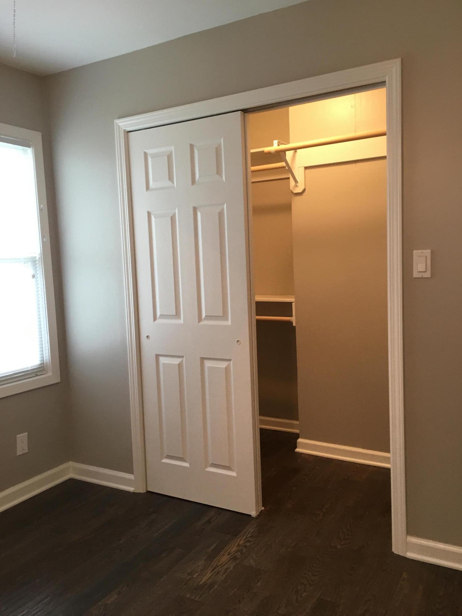 8675 Millbranch Road Southaven, MS 38671 - Photo 13 of 17 IMG_3012
