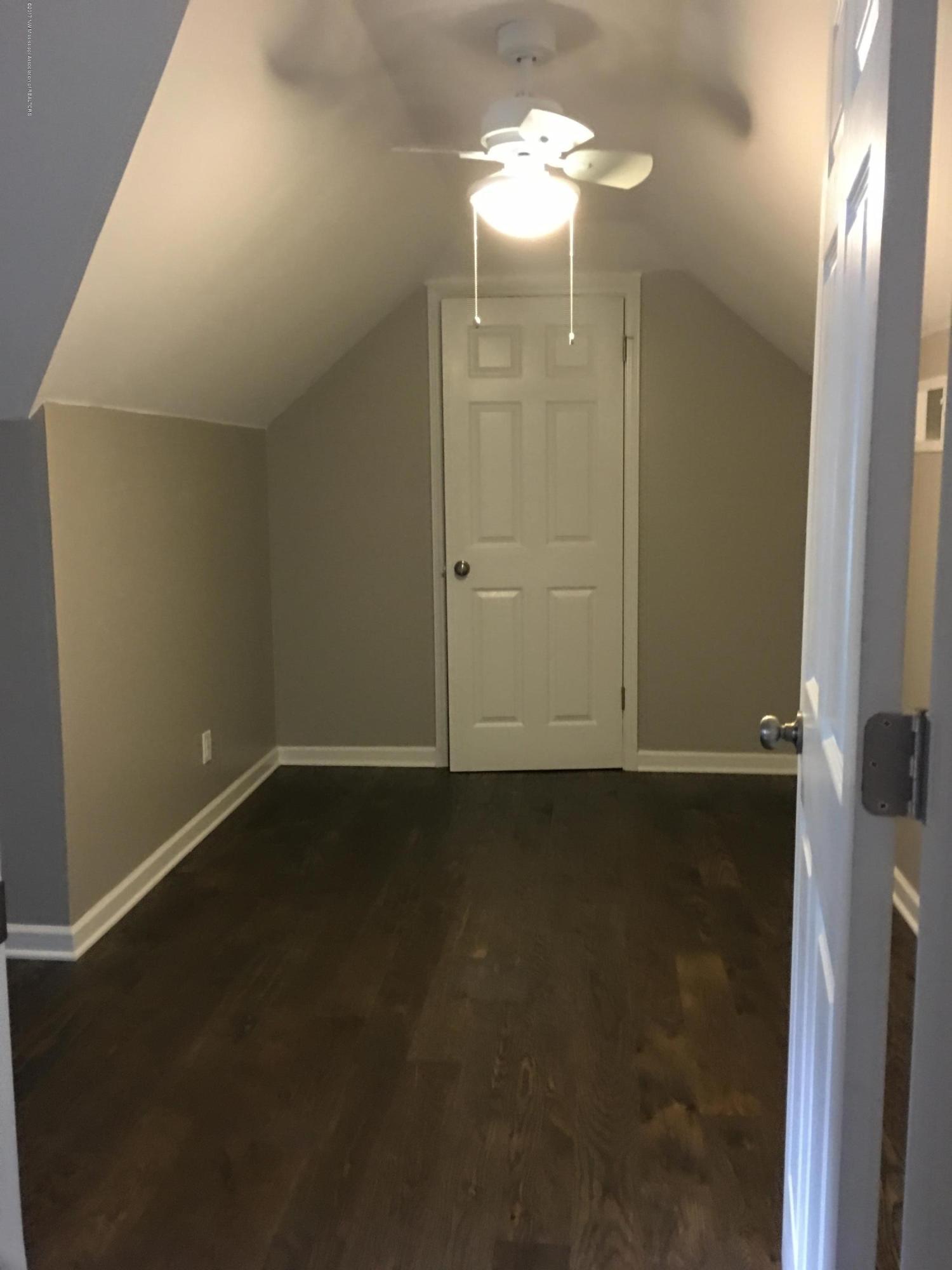 8675 Millbranch Road Southaven, MS 38671 - Photo 15 of 17 IMG_2999
