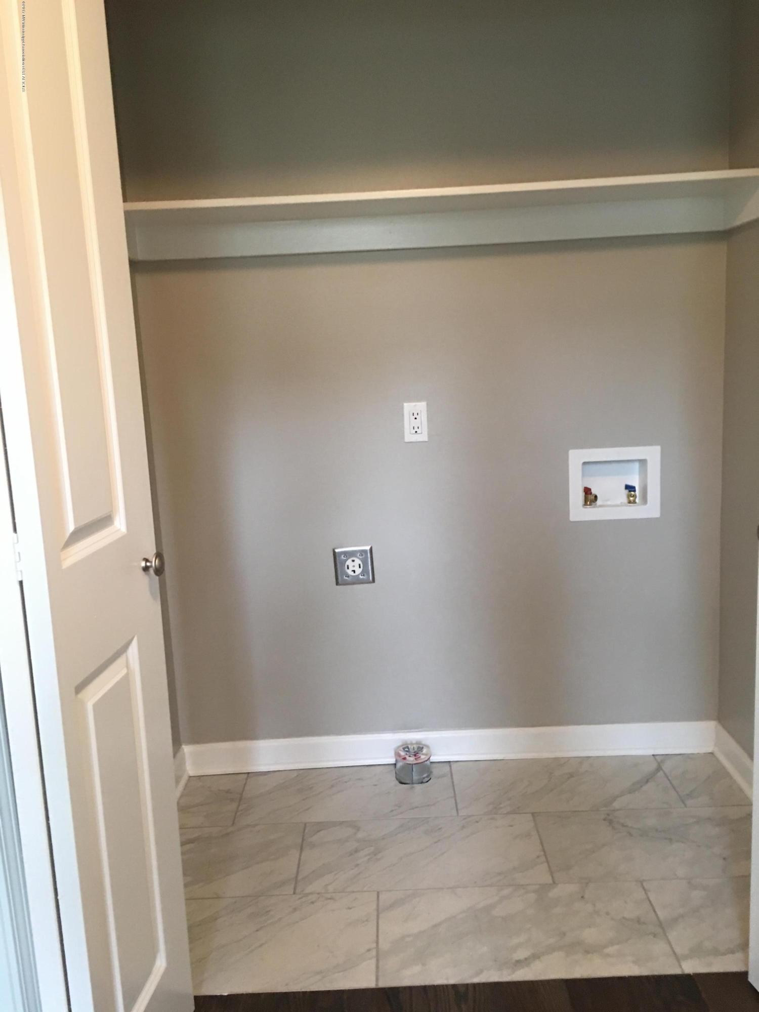 8675 Millbranch Road Southaven, MS 38671 - Photo 7 of 17 IMG_3005