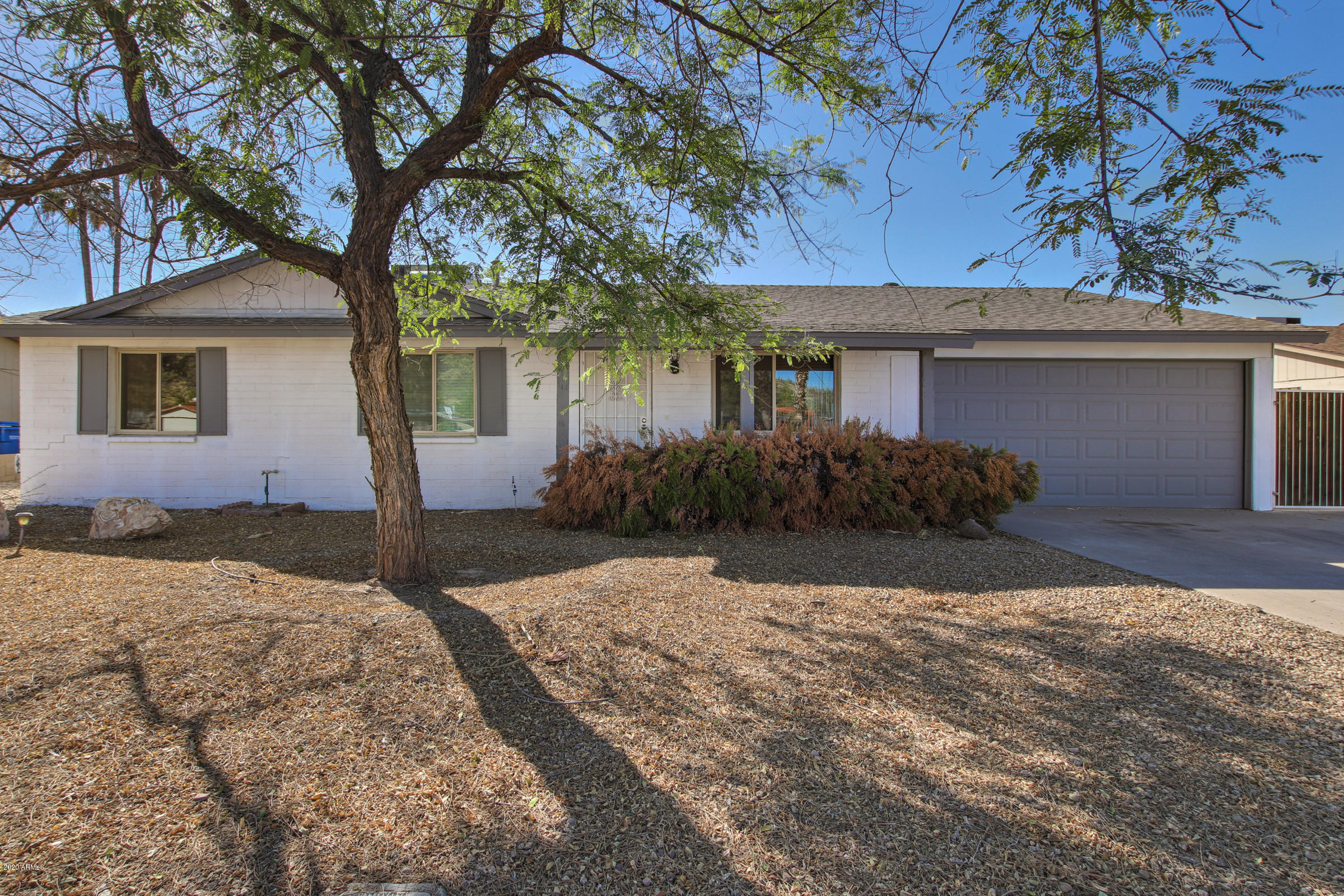 1627 West Thunderbird Road Phoenix, AZ 85023 - Photo 1 of 36 1627 W Thunderbird Rd-1