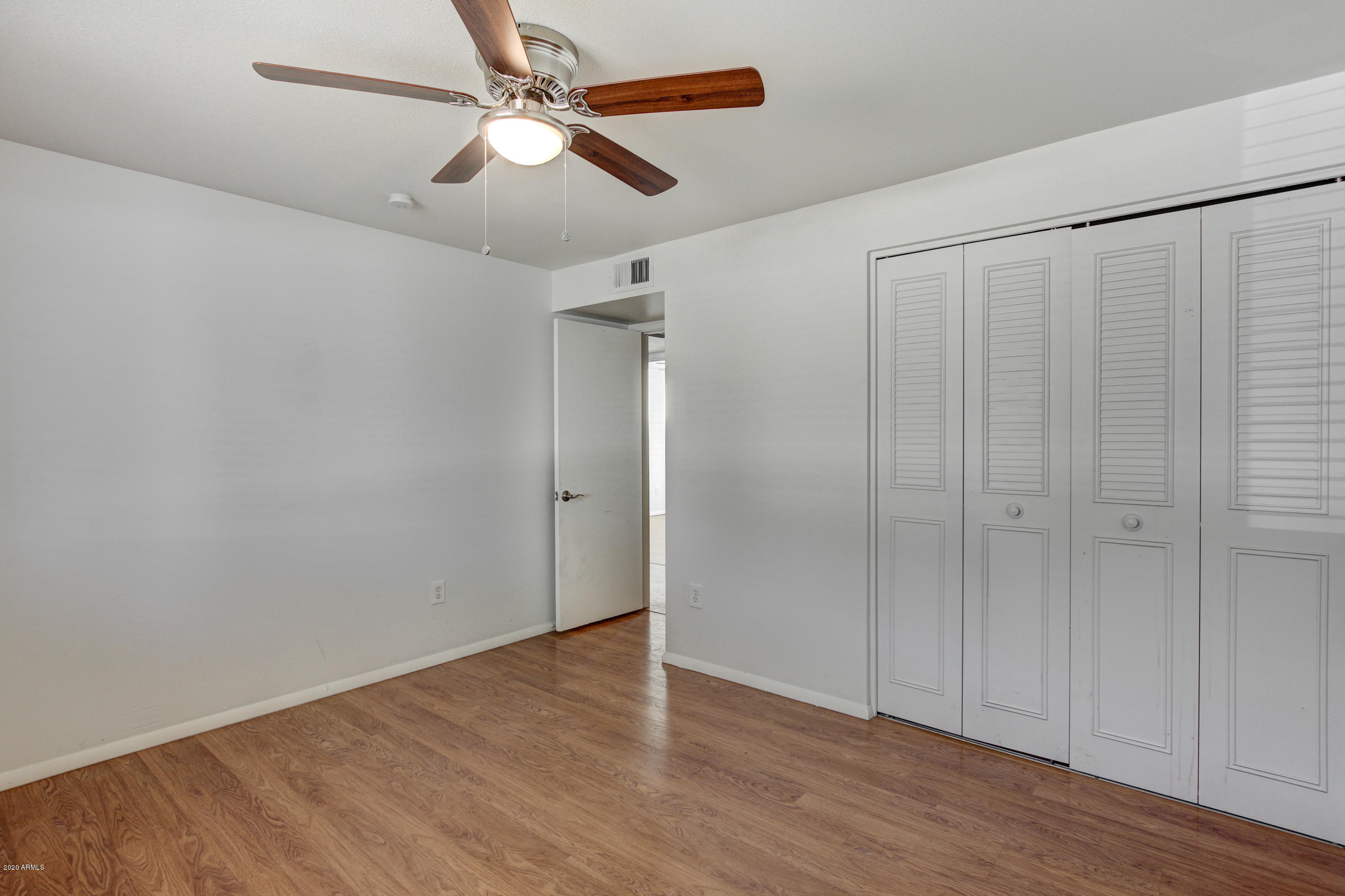 1627 West Thunderbird Road Phoenix, AZ 85023 - Photo 15 of 36 1627 W Thunderbird Rd-16