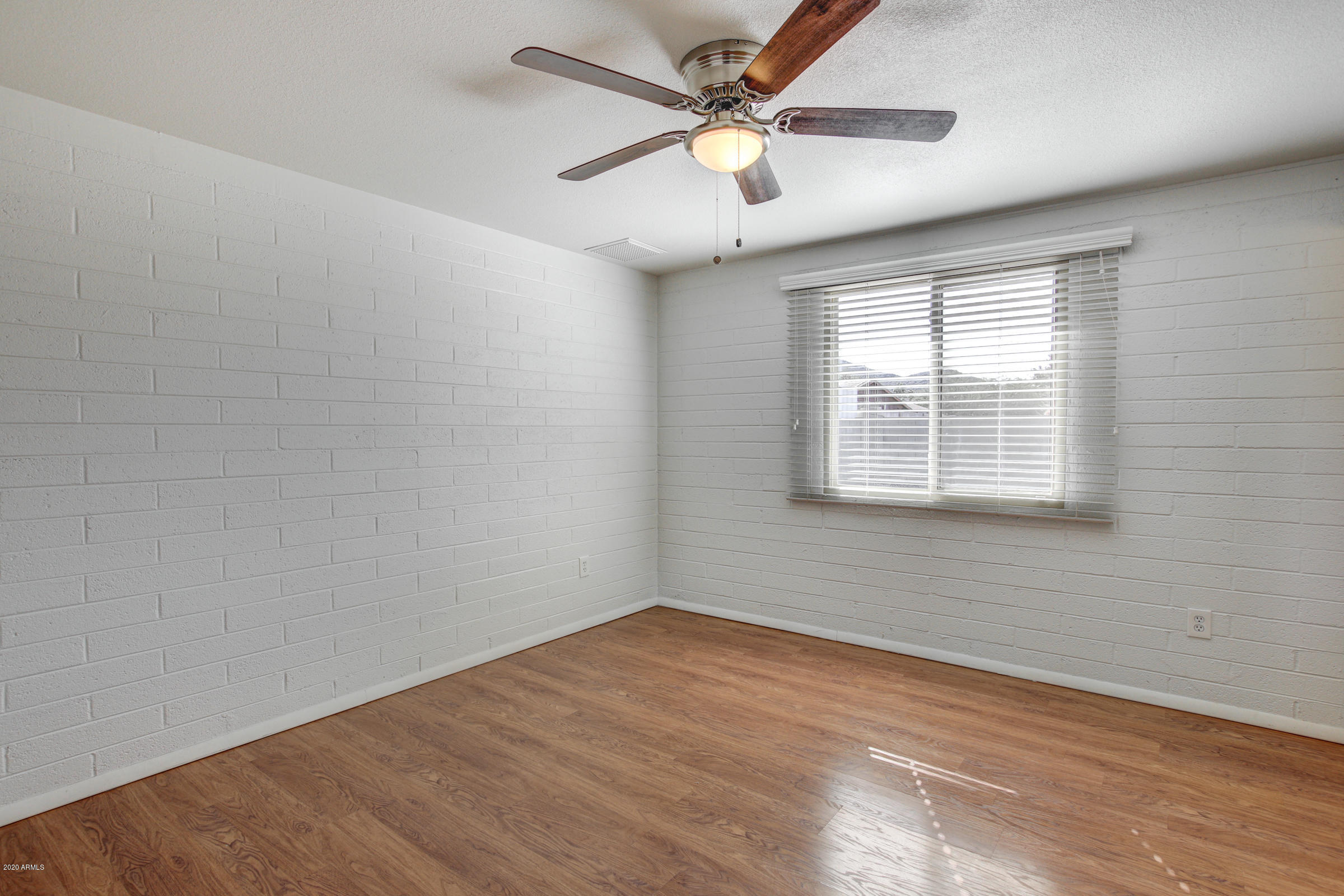 1627 West Thunderbird Road Phoenix, AZ 85023 - Photo 19 of 36 1627 W Thunderbird Rd-20