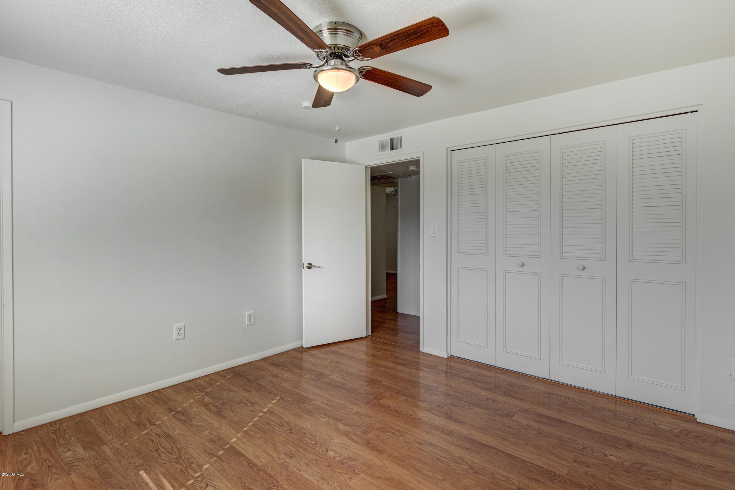 1627 West Thunderbird Road Phoenix, AZ 85023 - Photo 20 of 36 1627 W Thunderbird Rd-21