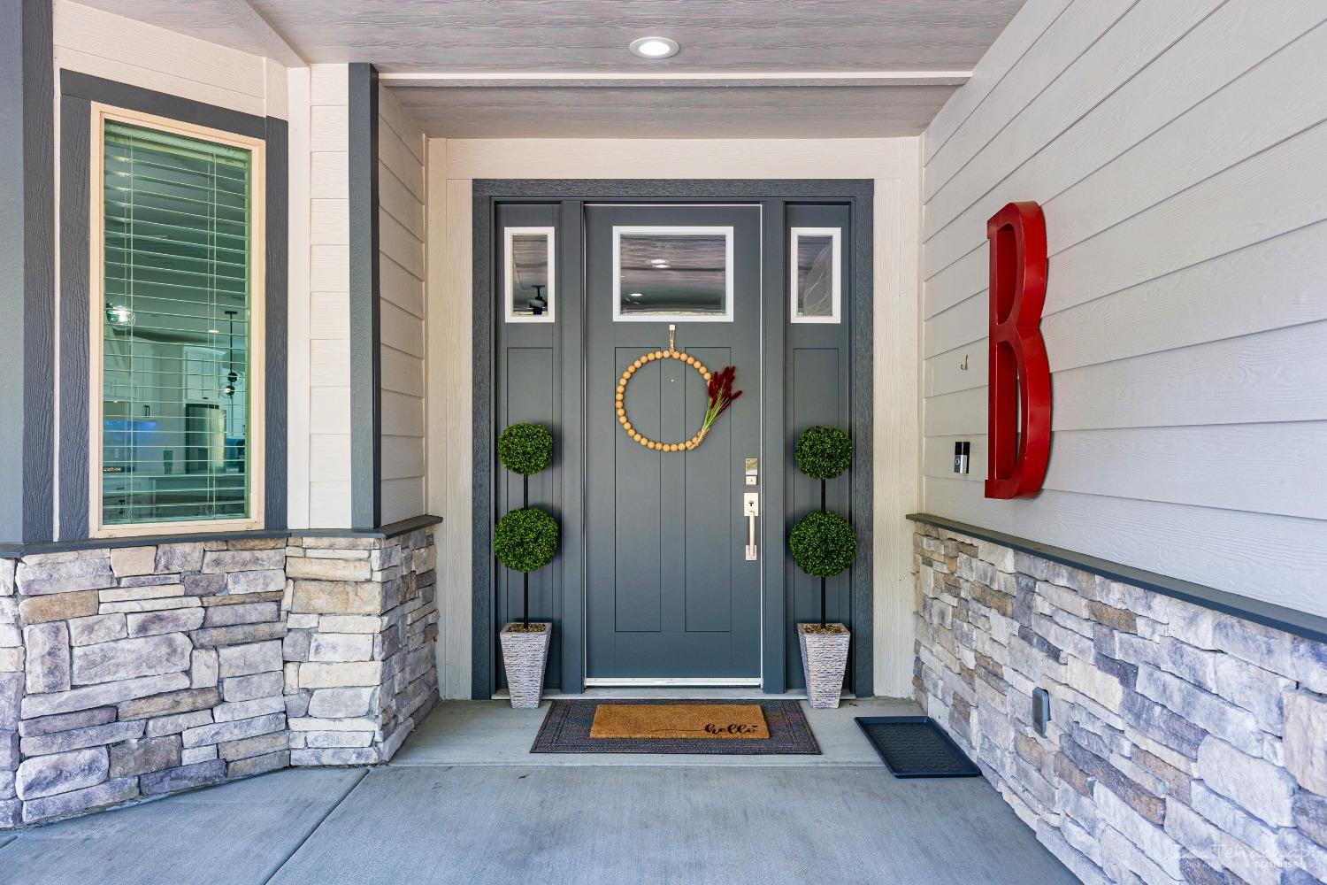26004 Bear Valley Road Tehachapi, CA 93561 - Photo 6 of 52 Gallery Image 6