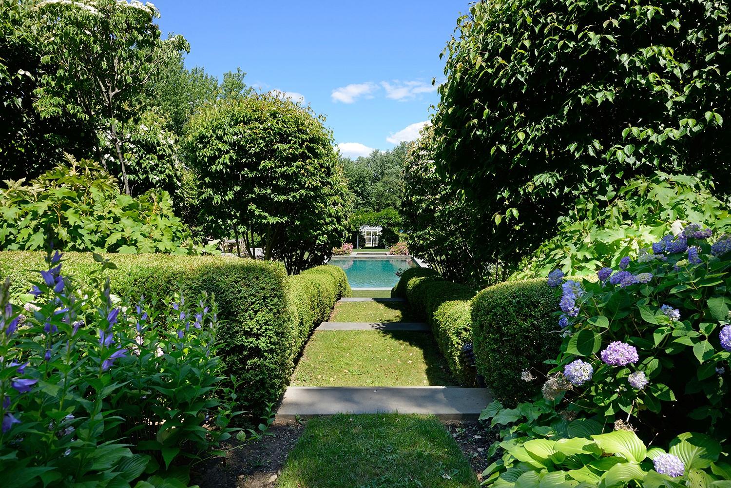 2007 A/b Purchase Street Harrison, NY 10577 - Photo 7 of 50 a view of a garden