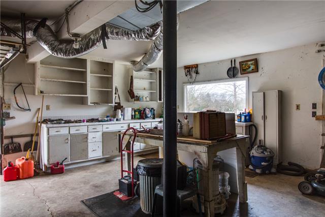 6085 Alvin Sperry Road Mount Juliet, TN 37122 - Photo 16 of 20 detached workshop