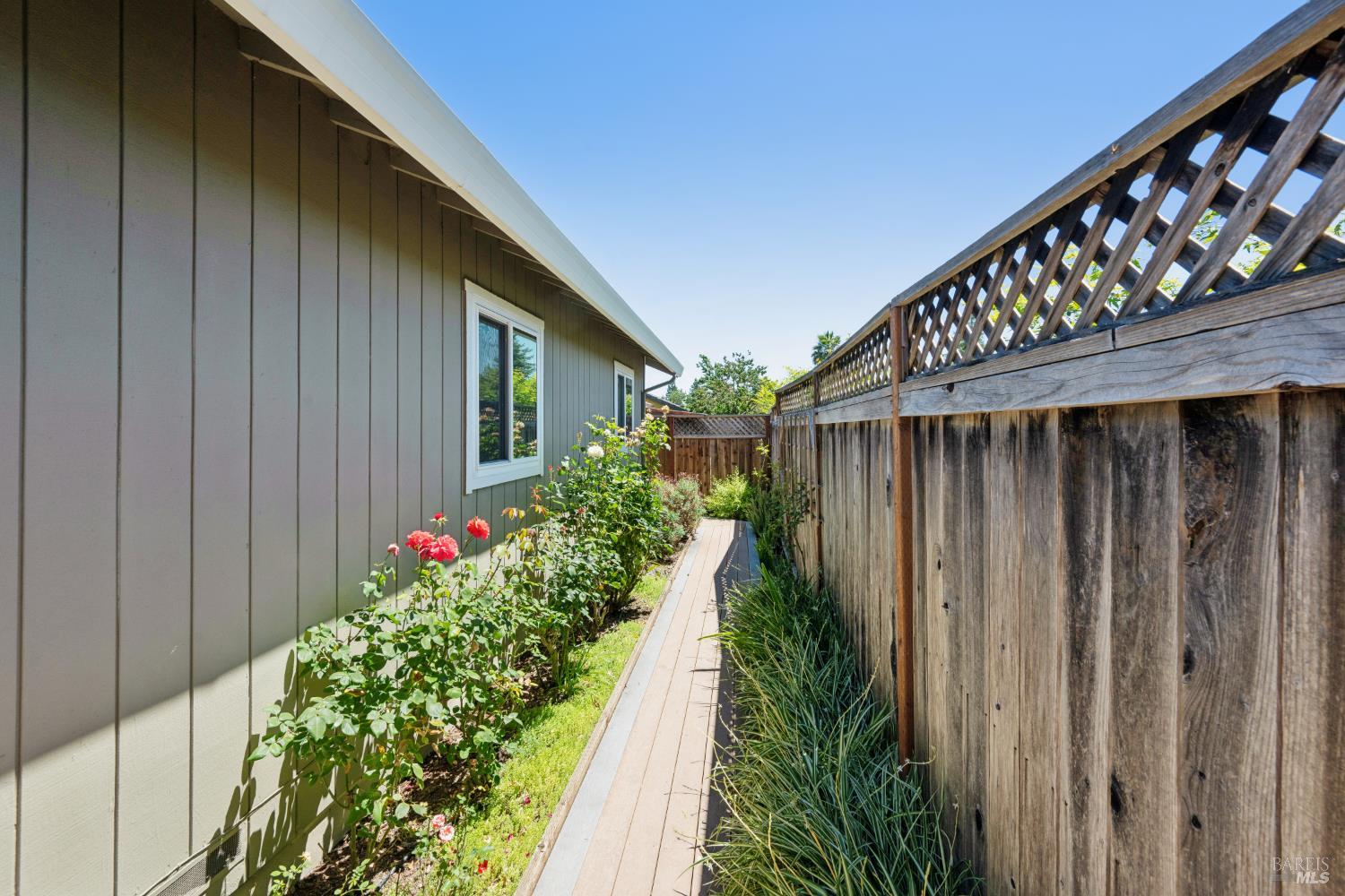 2321 Mandarin Lane Santa Rosa, CA 95401 - Photo 29 of 37