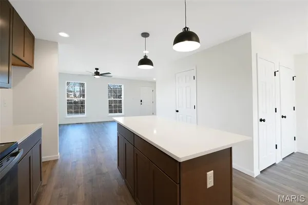 $319,900 | 401 Sunset Hollow Drive, Wentzville, MO 63385