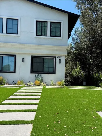 $2,200 | 24405 Lemay Street, West Hills, CA 91307