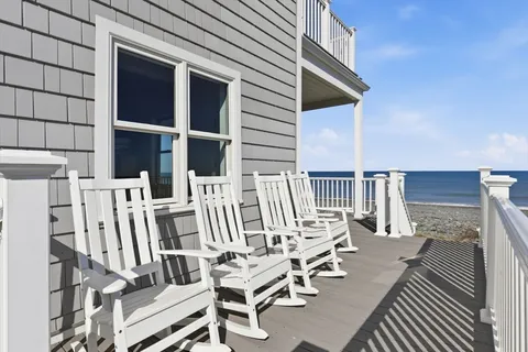 $2,495,000 | 337 Beach Avenue, Hull, MA 02045