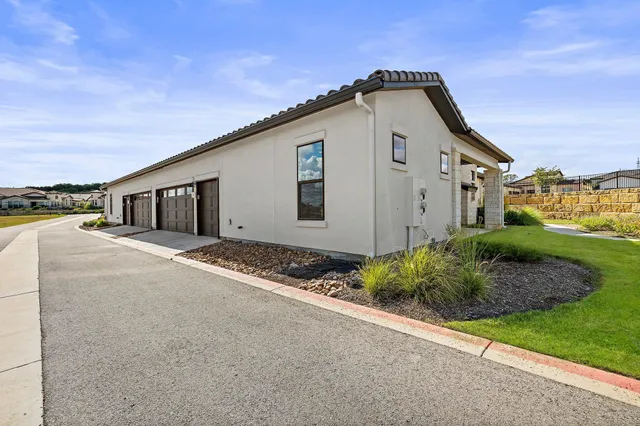 $399,000 | 113 Amiata Drive, Horseshoe Bay, TX 78657