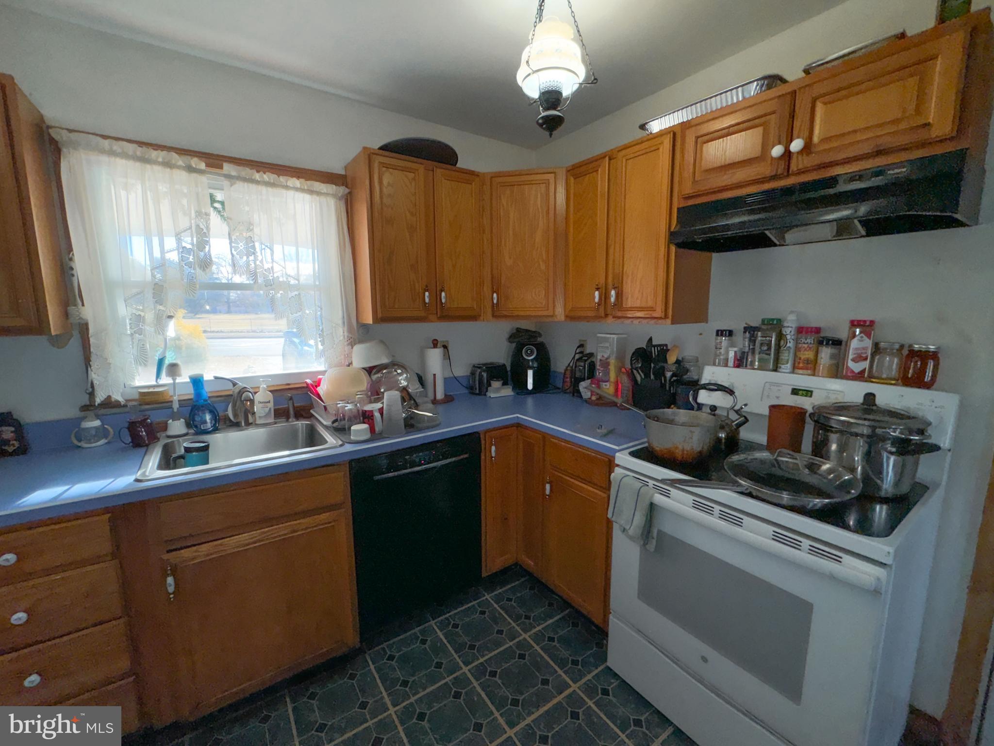 2 South Sunset Road Willingboro, NJ 08046 - Photo 19 of 45