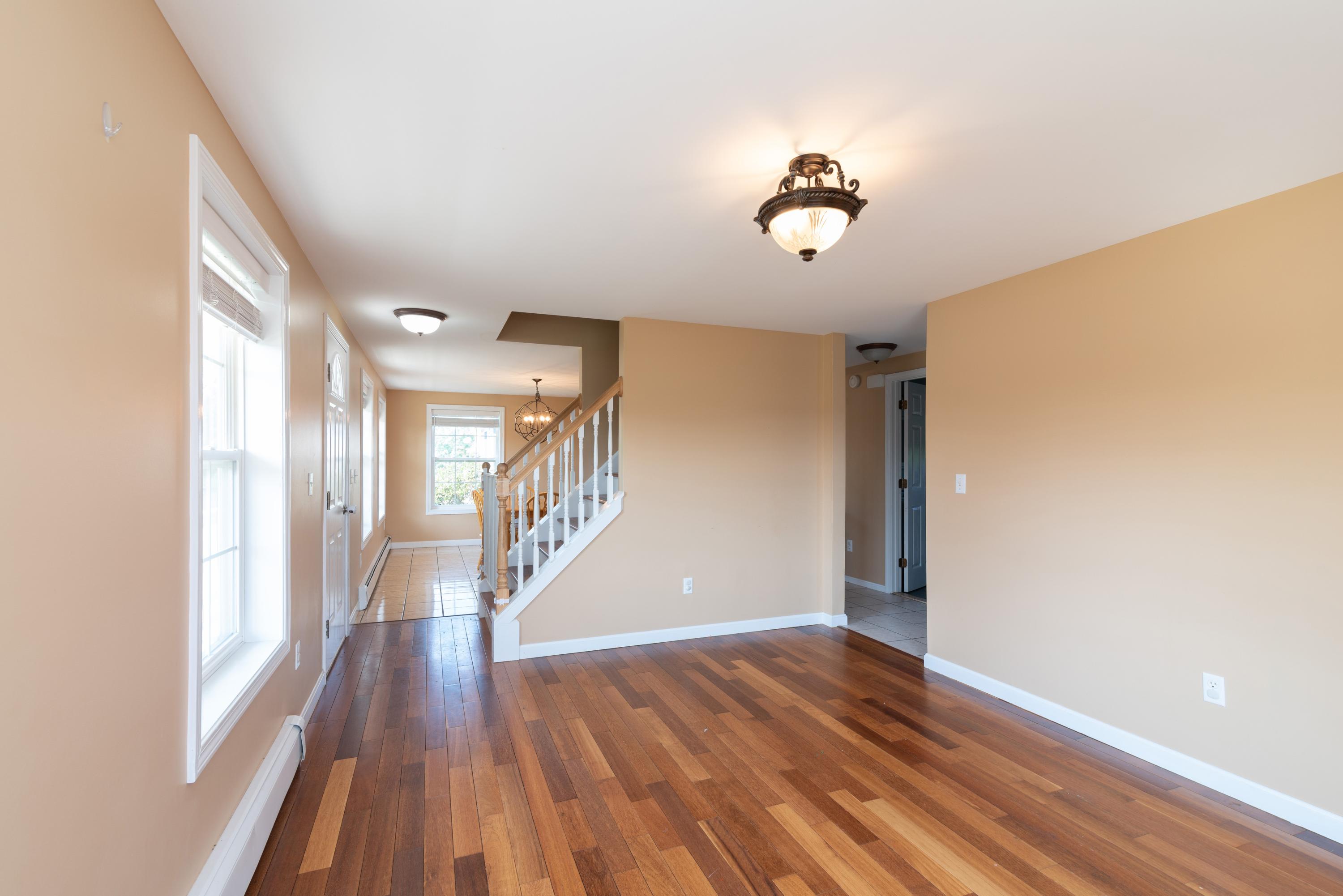 28 Plummer Road Gorham, ME 04038 - Photo 16 of 33 FrontRoom2