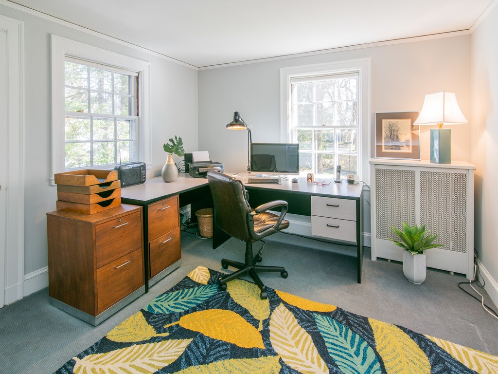 156 Arnold Road Newton, MA 02459 - Photo 17 of 27 Gallery Image 17