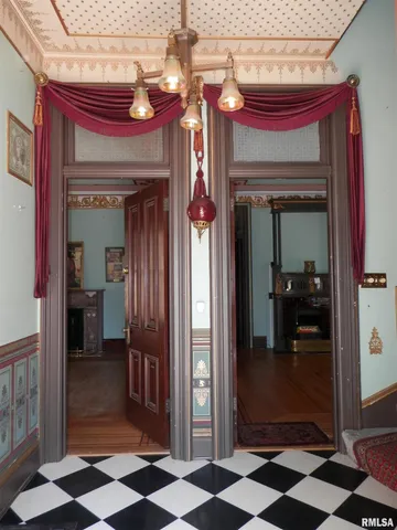 $134,900 | 310 East Broadway, Monmouth, IL 61462