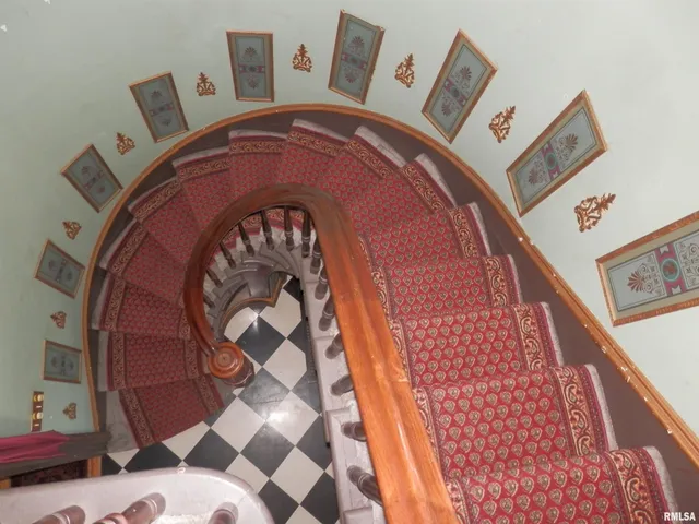 $134,900 | 310 East Broadway, Monmouth, IL 61462