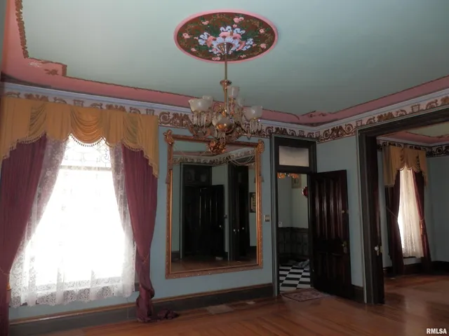 $134,900 | 310 East Broadway, Monmouth, IL 61462