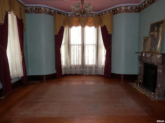 $134,900 | 310 East Broadway, Monmouth, IL 61462