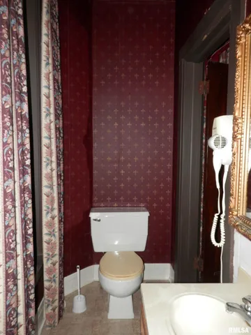 $134,900 | 310 East Broadway, Monmouth, IL 61462