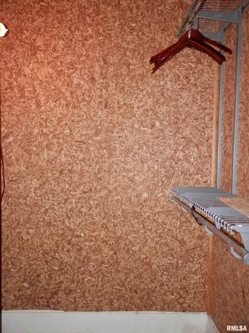 $134,900 | 310 East Broadway, Monmouth, IL 61462