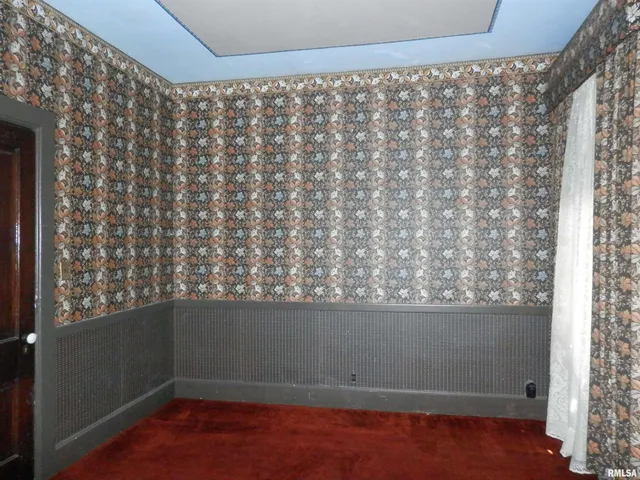 $134,900 | 310 East Broadway, Monmouth, IL 61462